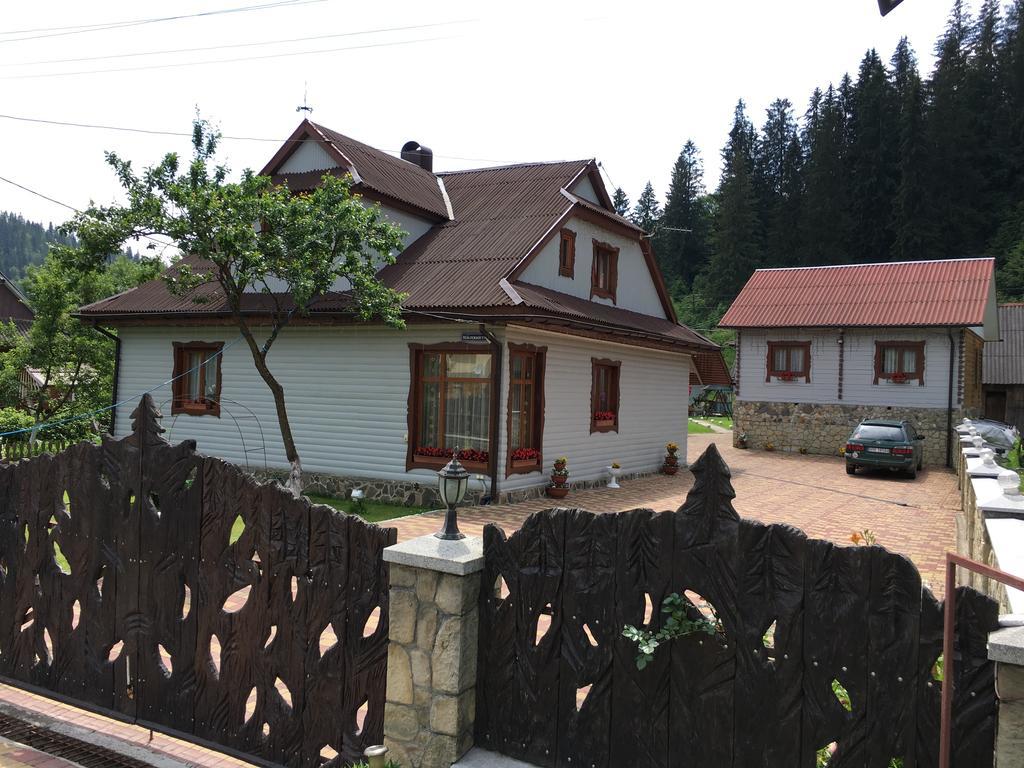 Sadyba Dana Tatariv Exterior photo